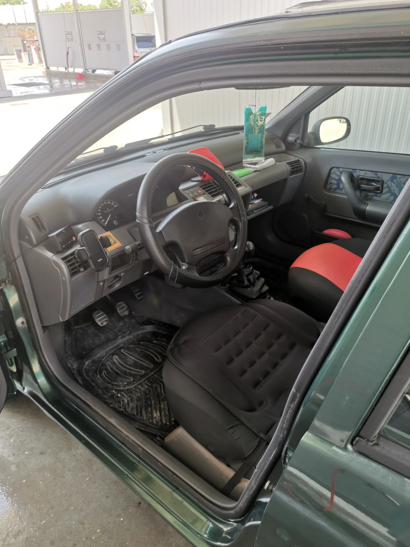 Renault Clio 1.2 Е7F, снимка 7 - Автомобили и джипове - 55133139
