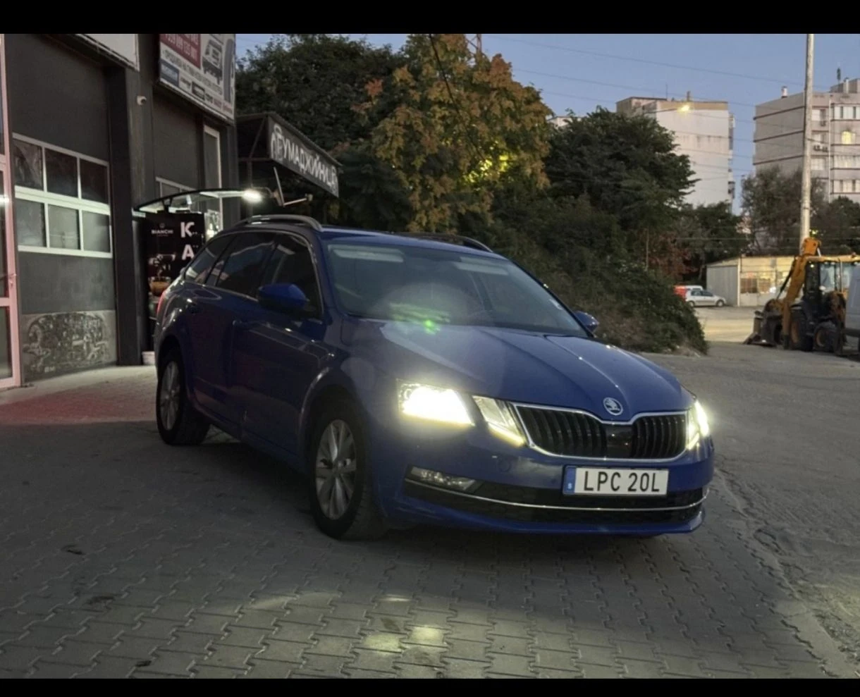 Skoda Octavia, снимка 10 - Автомобили и джипове - 56090736
