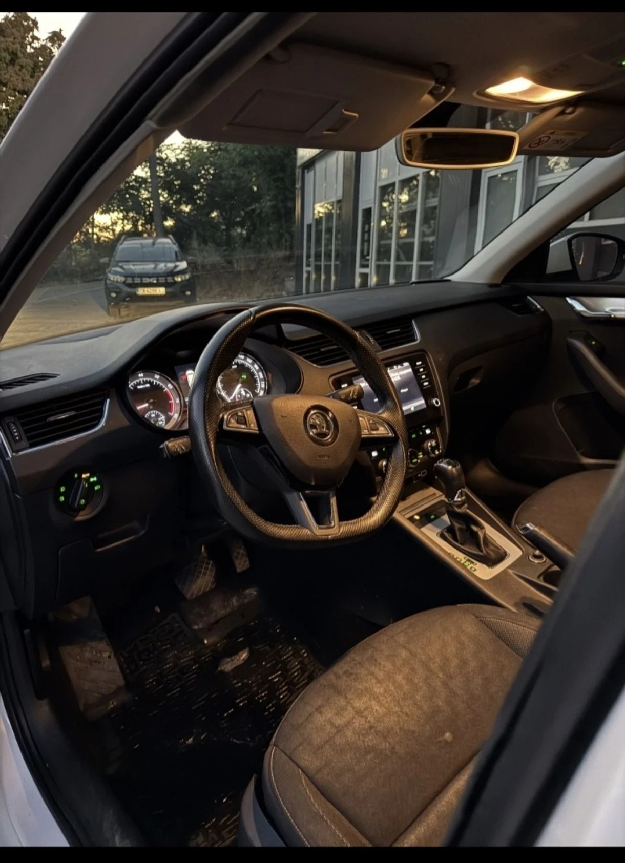 Skoda Octavia, снимка 7 - Автомобили и джипове - 56090736