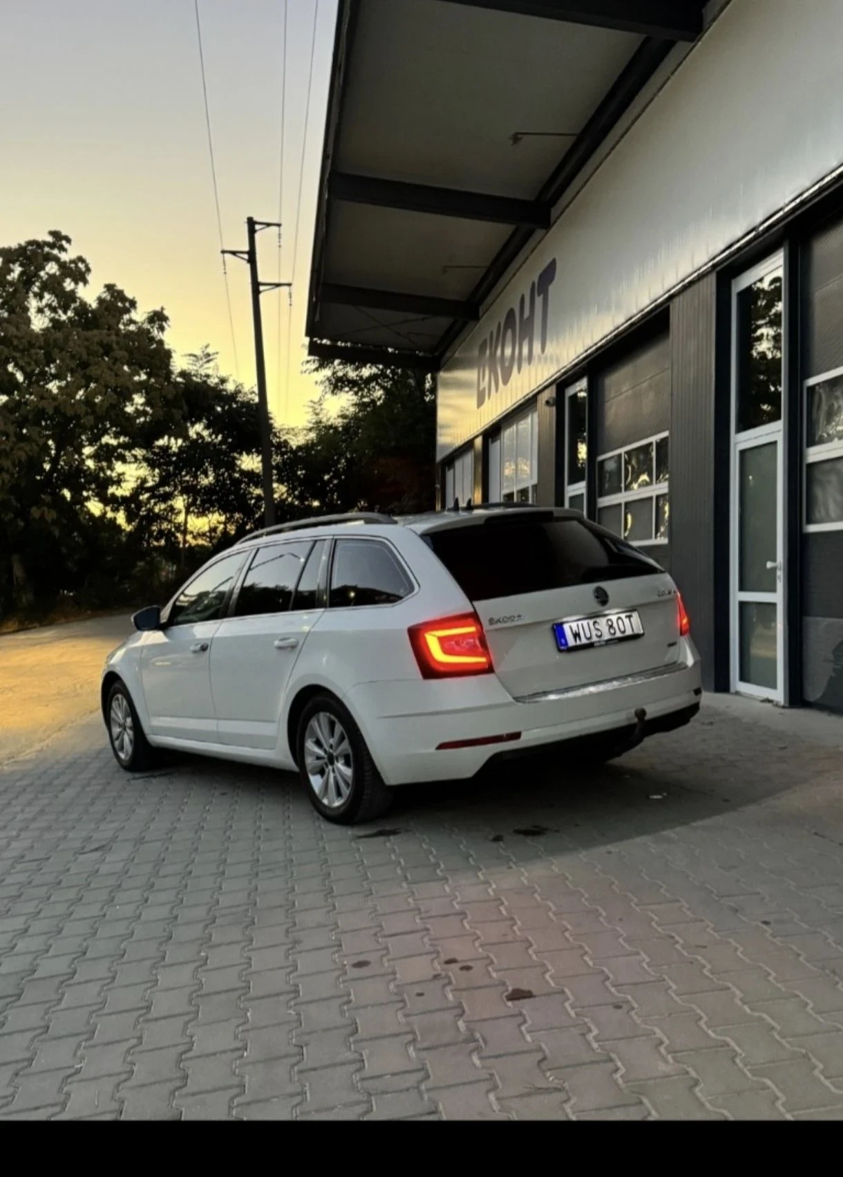 Skoda Octavia, снимка 5 - Автомобили и джипове - 56090736
