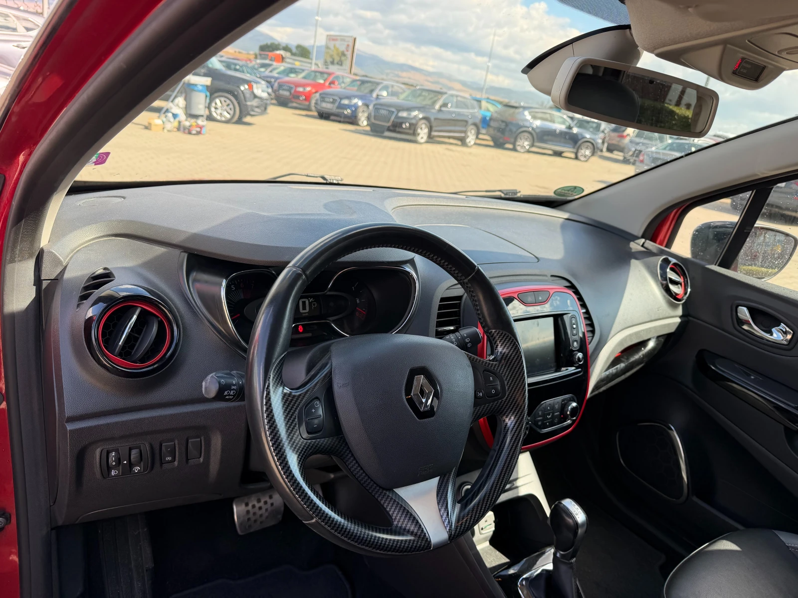 Renault Captur 1.2TCe AVTOMAT/NAVI/KAMERA/KOJA EURO 6, снимка 13 - Автомобили и джипове - 56213225