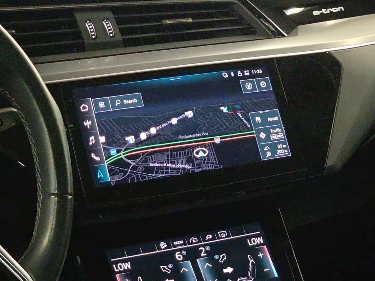 Audi E-Tron * PROGRESSIV * CARFAX * БЕЗ ПЪРВОНАЧАЛНА ВНОСКА, снимка 11 - Автомобили и джипове - 56277485