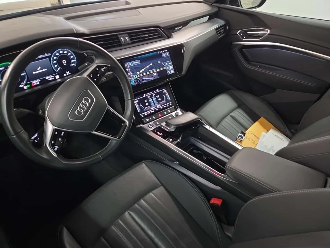 Audi E-Tron * PROGRESSIV * CARFAX * БЕЗ ПЪРВОНАЧАЛНА ВНОСКА, снимка 10 - Автомобили и джипове - 56277485