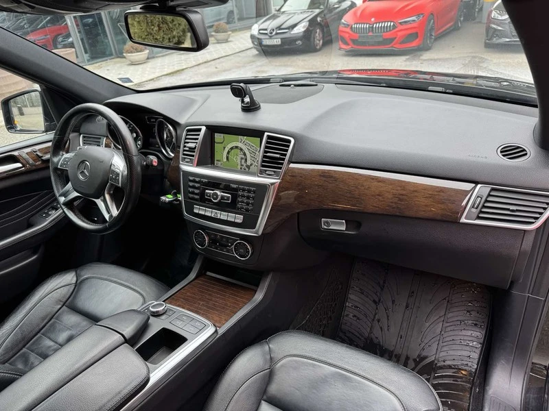 Mercedes-Benz ML 350 BLUETEC 4MATIC, снимка 12 - Автомобили и джипове - 53203026