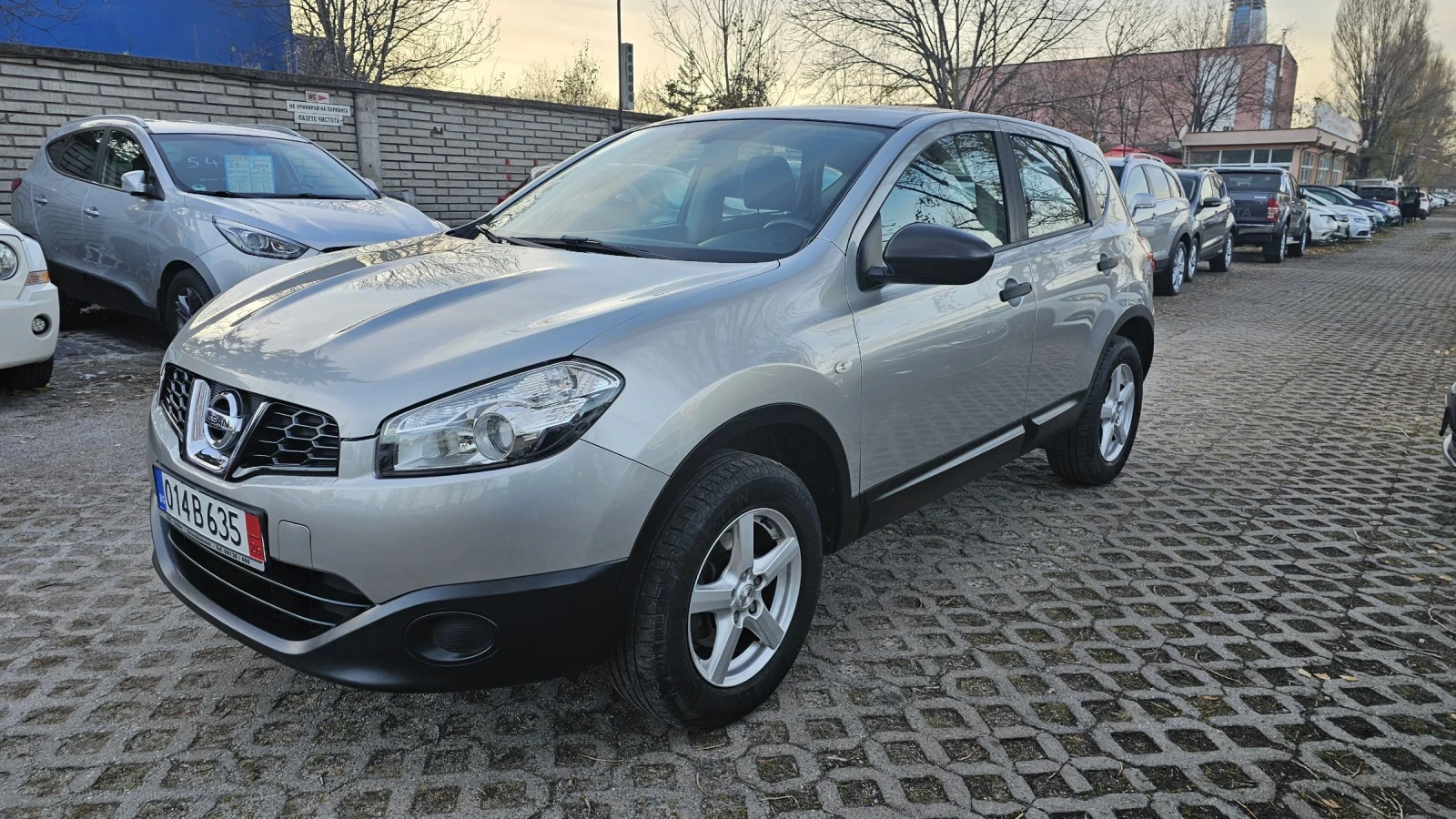 Nissan Qashqai 1.6 Benzin 114 к.c. Става за газ FACELIFT  - изображение 4