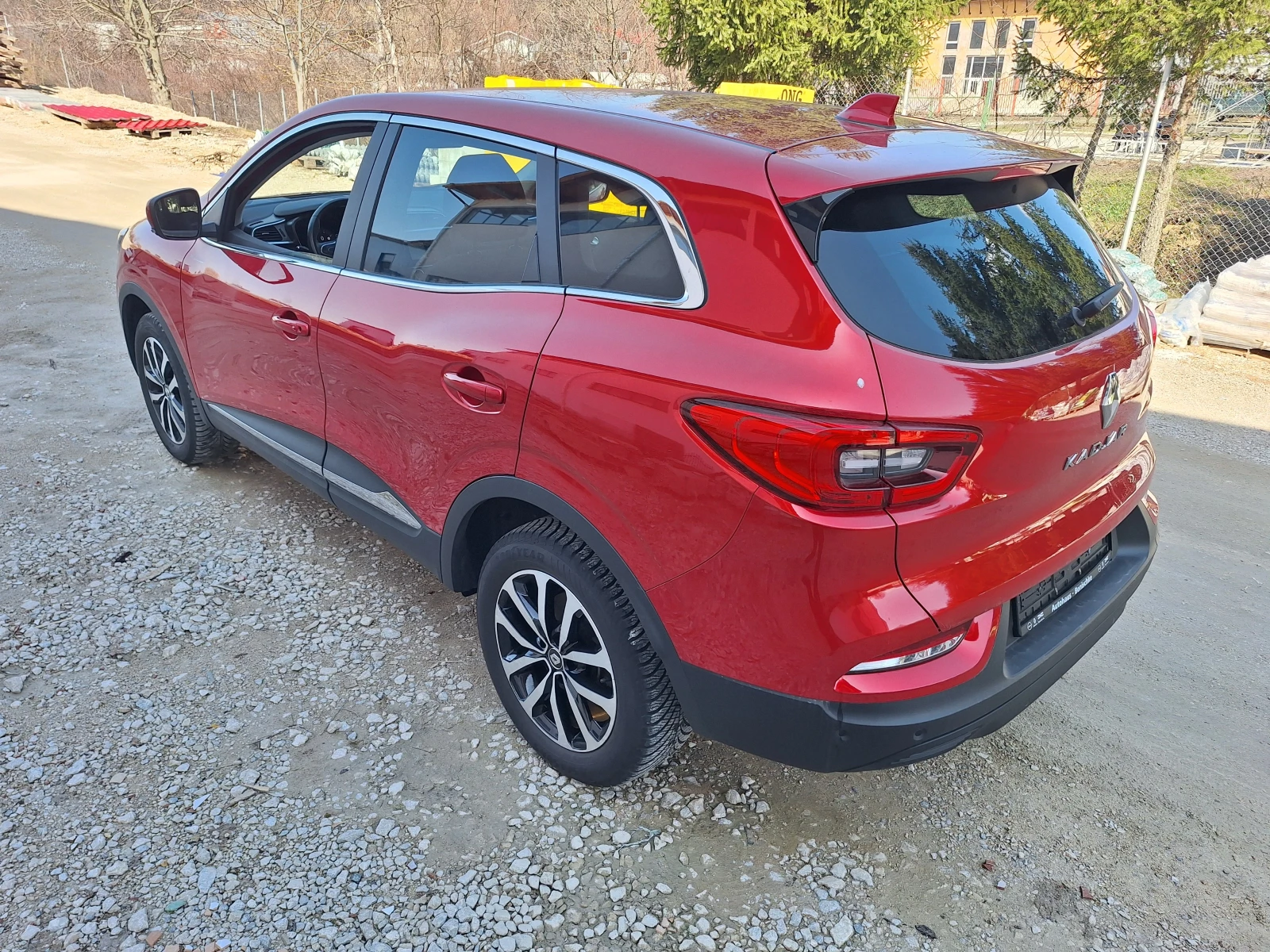 Renault Kadjar 1.3 TCЕ, снимка 6 - Автомобили и джипове - 51670285