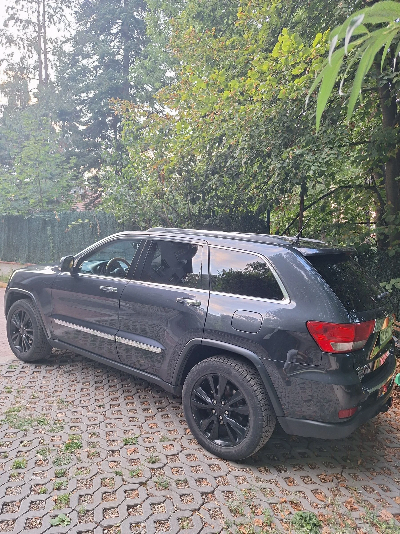 Jeep Grand cherokee 3.6 бензин/газ Overland 