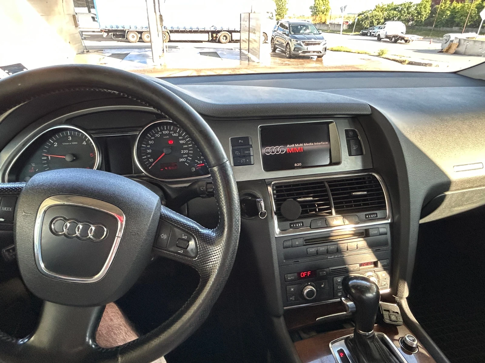 Audi Q7 3.0TDI БАРТЕР!, снимка 7 - Автомобили и джипове - 54870908