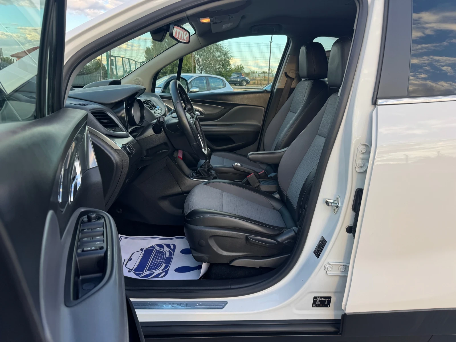 Opel Mokka 1.6CDTI COSMO 6speed EURO 6, снимка 11 - Автомобили и джипове - 55606335