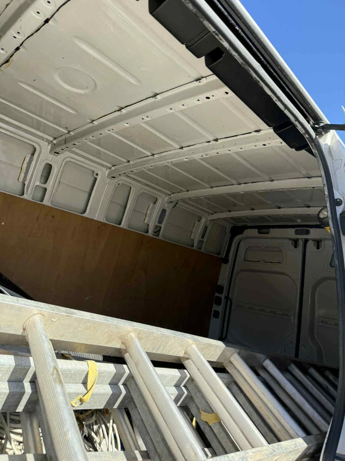 Mercedes-Benz Sprinter 313 2.2  | Mobile.bg   17