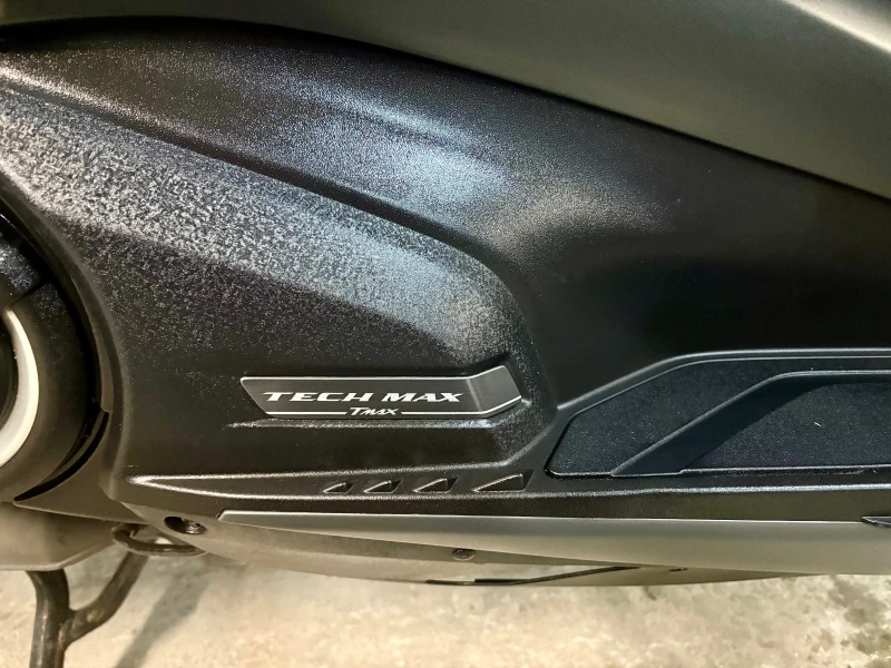 Yamaha T-max 560i ABS TCS TECHMAX!!, снимка 10 - Мотоциклети и мототехника - 52283271