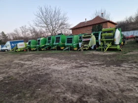 Трактор Claas AXION 810, снимка 17