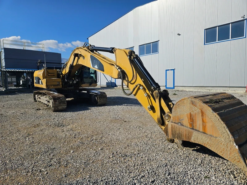 Багер Cat 324D, снимка 2 - Индустриална техника - 53434327