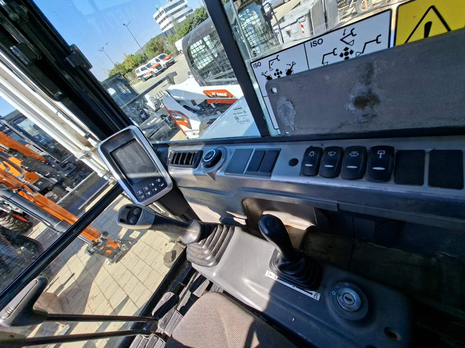 Багер Bobcat E62, снимка 7 - Индустриална техника - 56129426