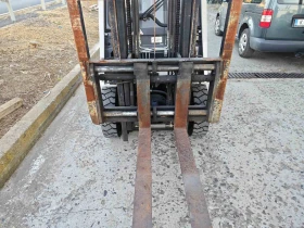 Мотокар UniCarriers ПЕРФЕКТЕН ГАЗОКАР, снимка 9