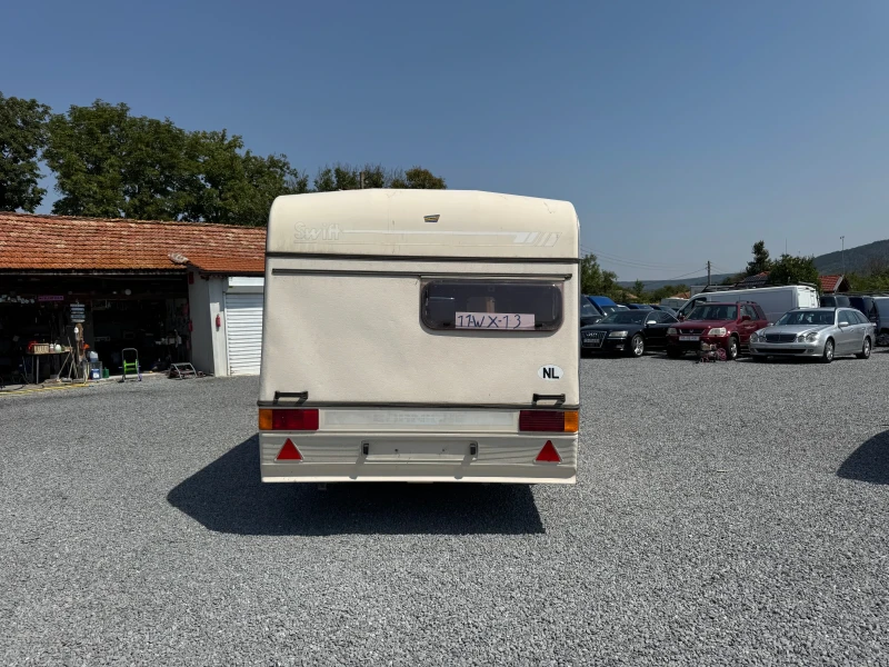 Каравана Swift, снимка 4 - Каравани и кемпери - 51474191