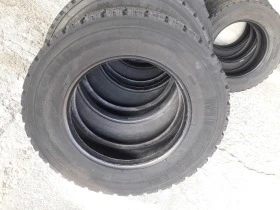 Гуми, снимка 5