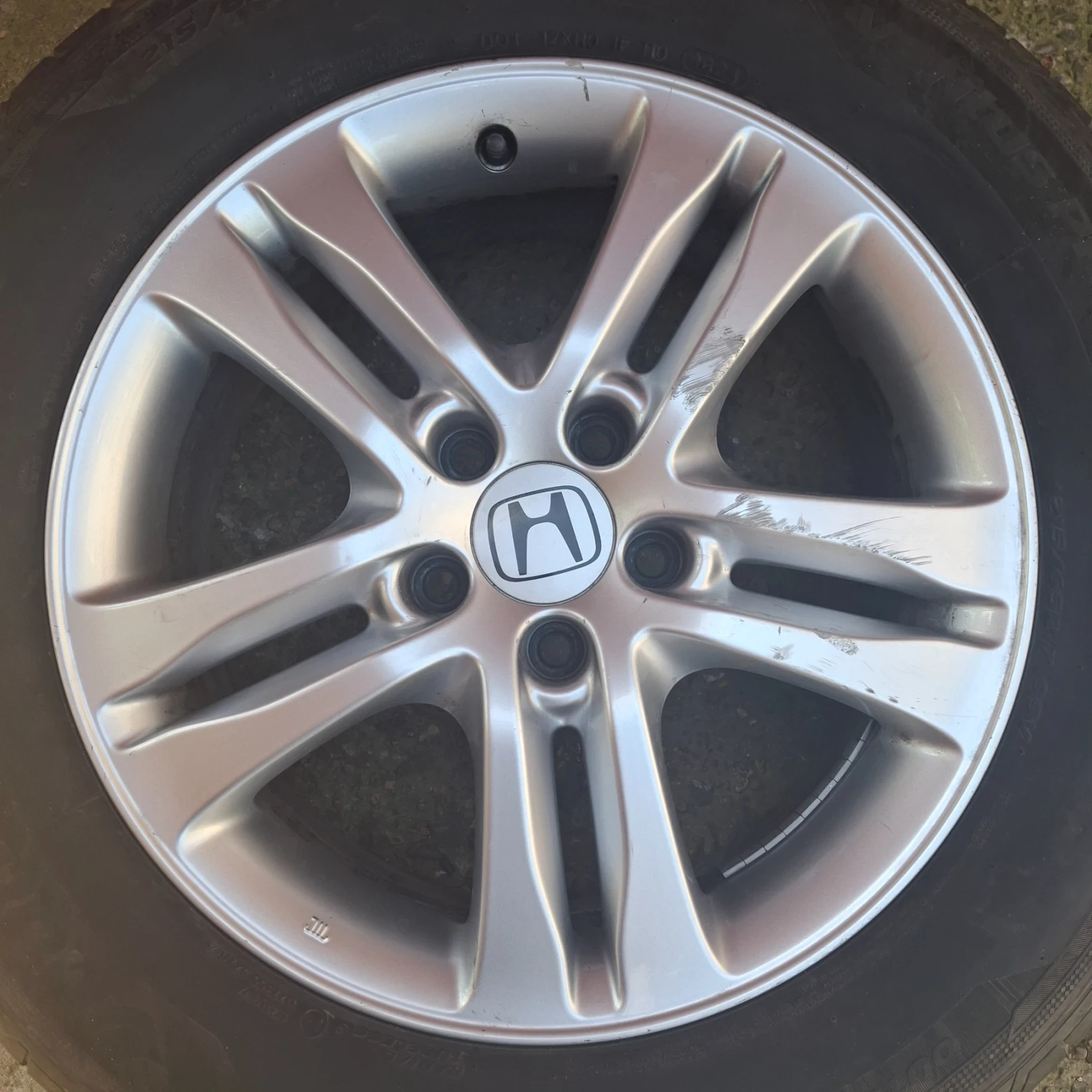 ���� � ������ 215/65R17 �� Honda Cr-v | Mobile.bg � ����������� 9