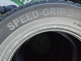 Гуми Зимни 215/65R16, снимка 6 - Гуми и джанти - 47962831