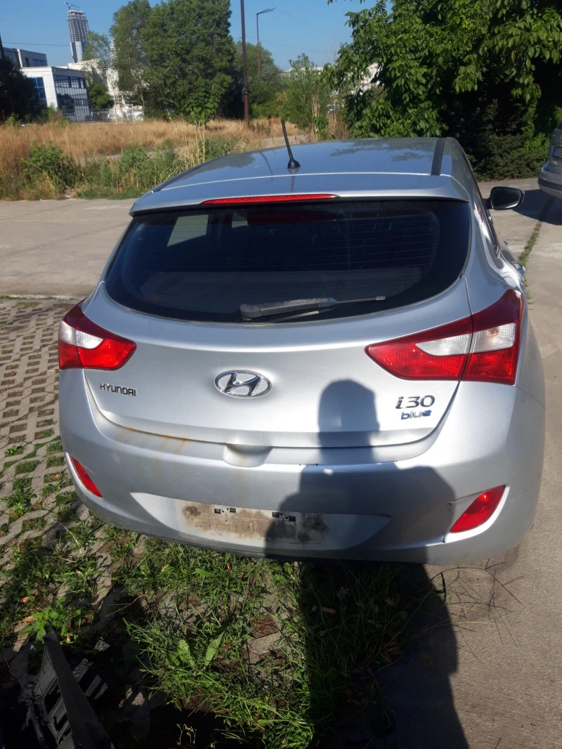 Hyundai I30 1.4crdi.НАЧАСТИ, снимка 3 - Автомобили и джипове - 42130347