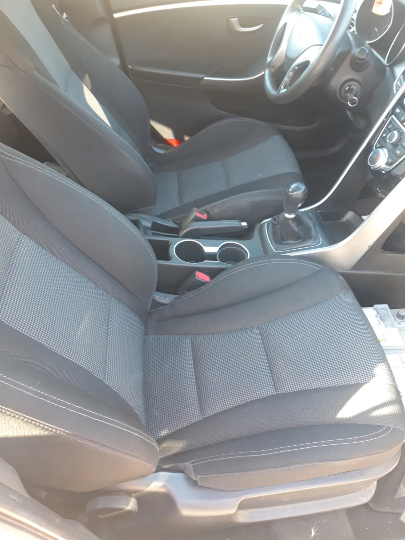 Hyundai I30 1.4crdi.НАЧАСТИ, снимка 6 - Автомобили и джипове - 42130347