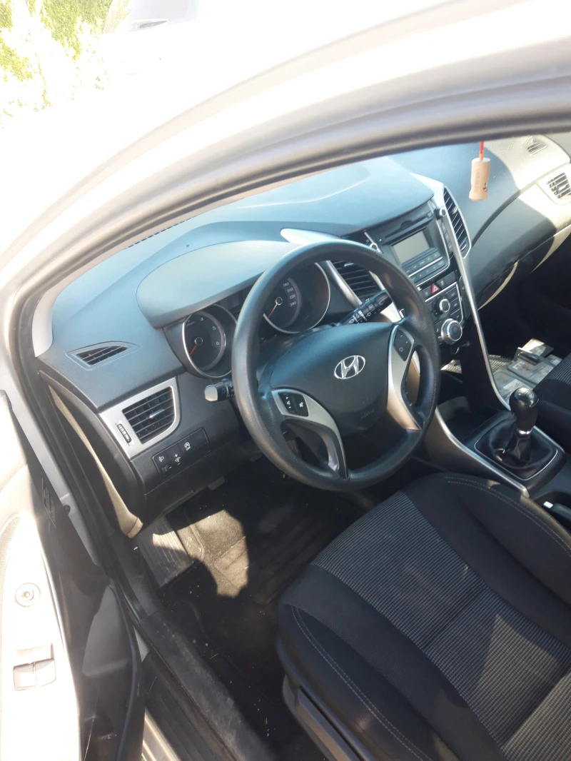 Hyundai I30 1.4crdi.НАЧАСТИ, снимка 5 - Автомобили и джипове - 42130347