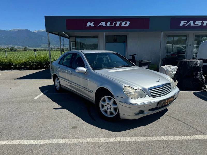 Mercedes-Benz C 200 Elegance, снимка 4 - Автомобили и джипове - 46356320