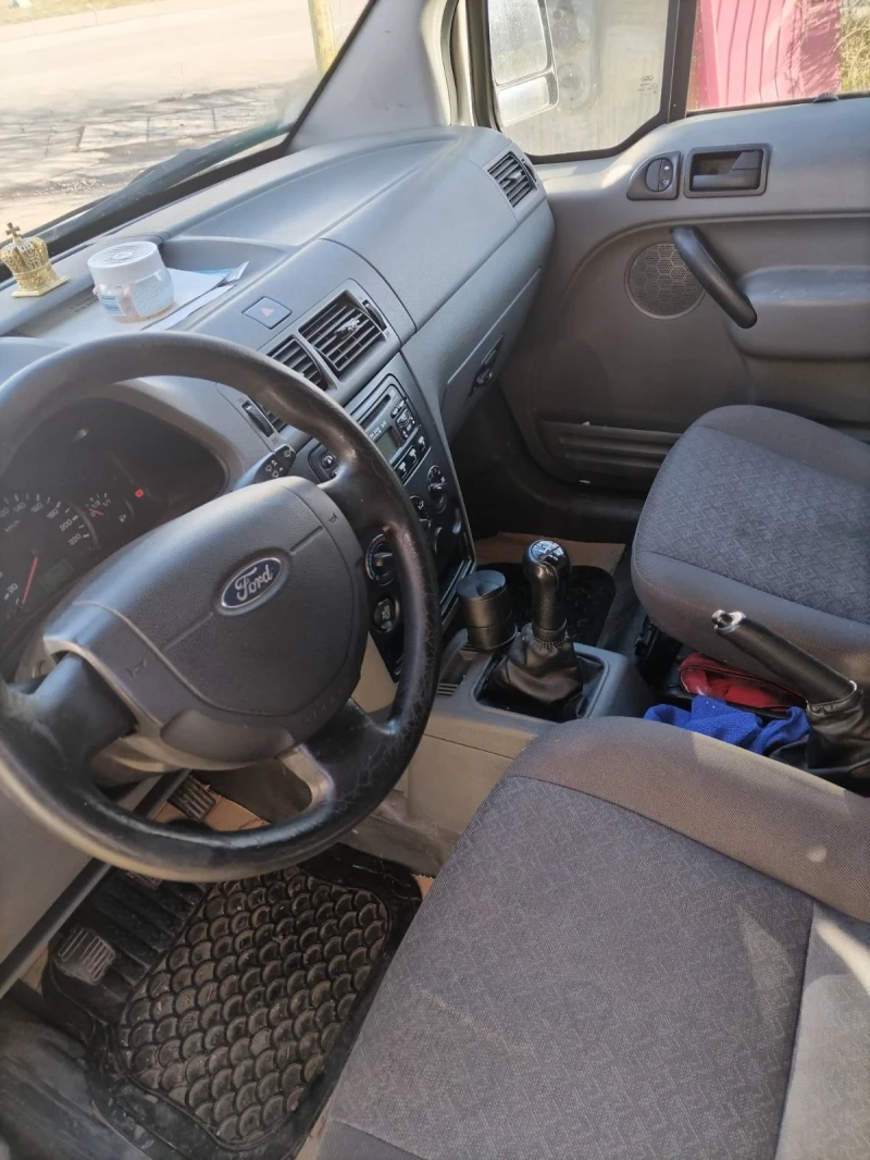 Ford Connect, снимка 11 - Автомобили и джипове - 48408033