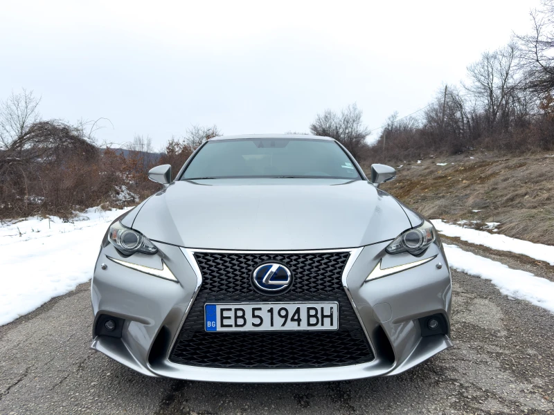 Lexus IS 300 h F-sport, снимка 1 - Автомобили и джипове - 49261545