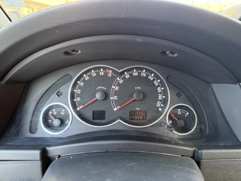 Opel Meriva 1.6, снимка 7 - Автомобили и джипове - 50756331