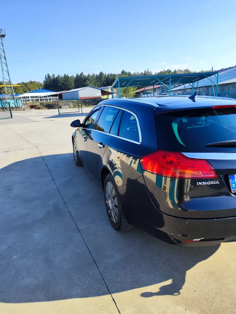 Opel Insignia 2.0 CDTI ПАНОРАМА 4Х4  LED, снимка 5 - Автомобили и джипове - 51915412