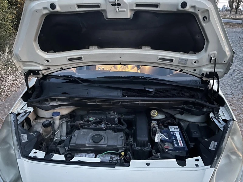 Peugeot 1007, снимка 8 - Автомобили и джипове - 51914249