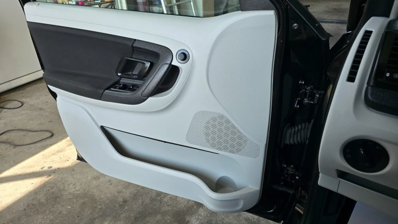 Skoda Fabia 86ks* бензин* 2014г, снимка 13 - Автомобили и джипове - 51590688