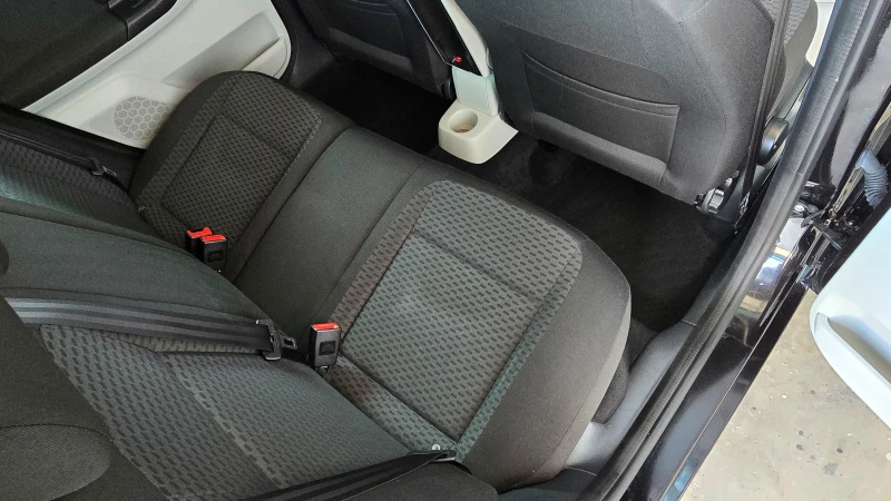 Skoda Fabia 86ks* бензин* 2014г, снимка 14 - Автомобили и джипове - 51590688