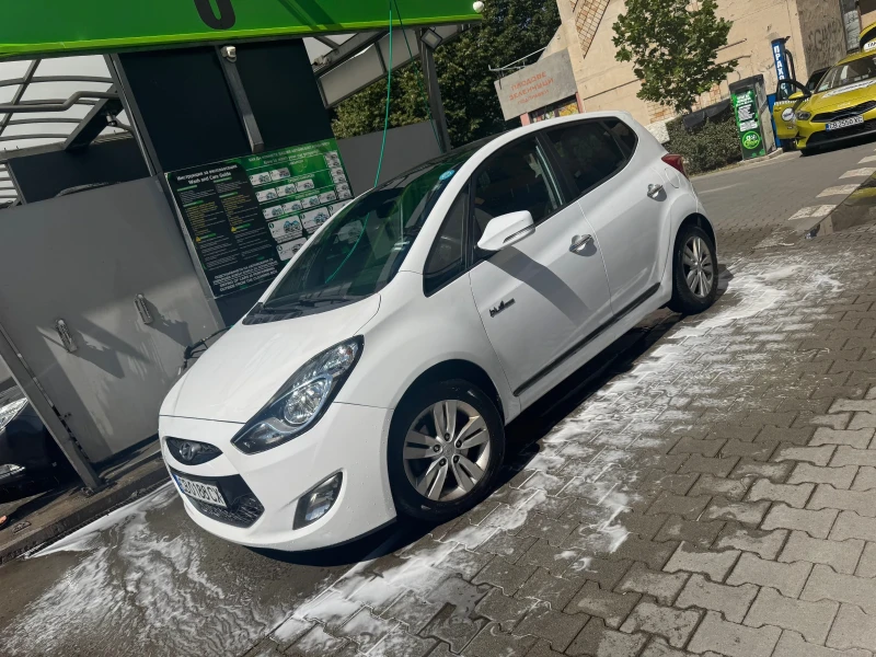 Hyundai Ix20, снимка 2 - Автомобили и джипове - 52267894