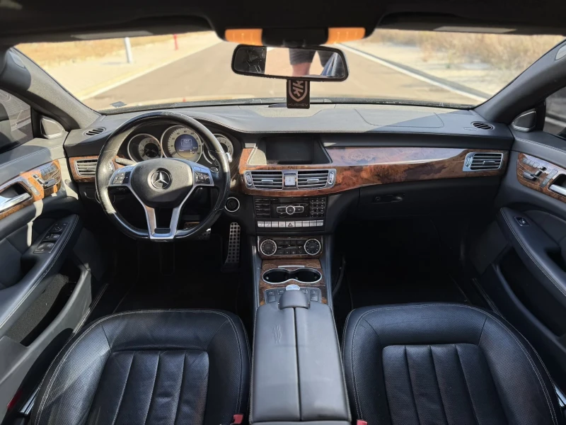 Mercedes-Benz CLS 550, снимка 10 - Автомобили и джипове - 53106381