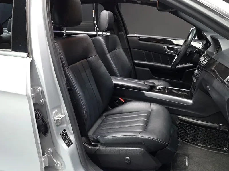 Mercedes-Benz E 200  - изображение 10