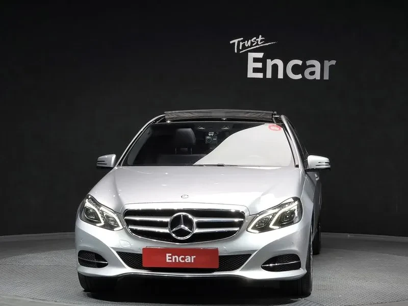 Mercedes-Benz E 200  - изображение 3