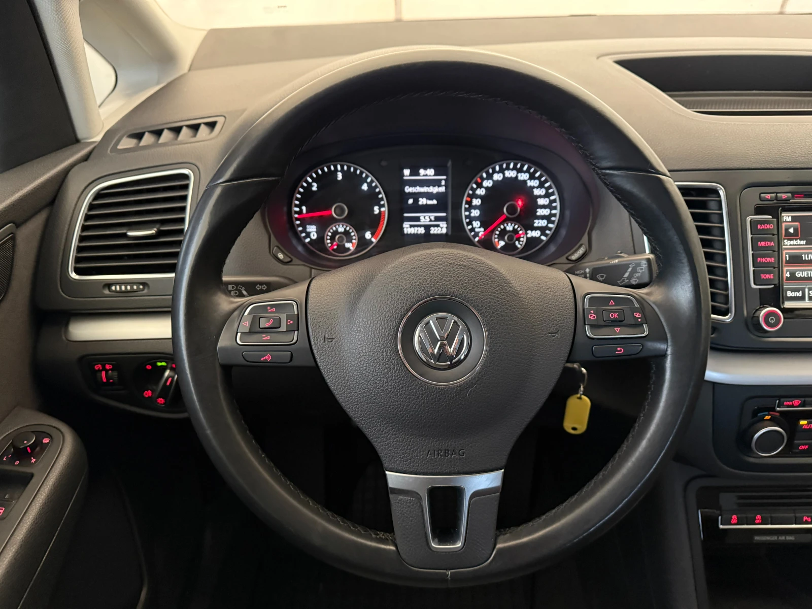 VW Sharan 2.0TDI* 140к.с* СЕРВИЗНА КНИЖКА С ПЪЛНА ИСТОРИЯ В  - изображение 10