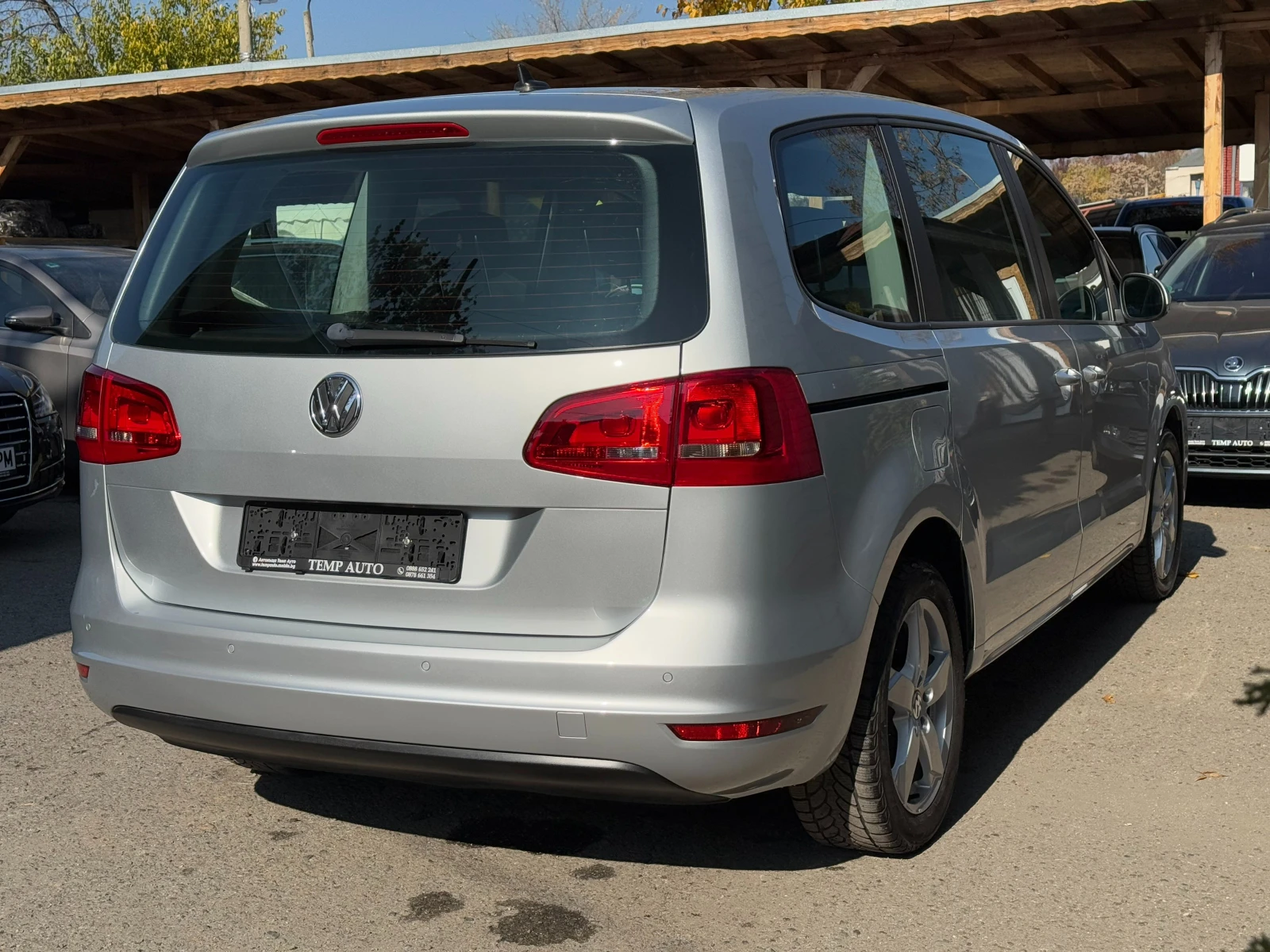 VW Sharan 2.0TDI* 140к.с* СЕРВИЗНА КНИЖКА С ПЪЛНА ИСТОРИЯ В  - изображение 5