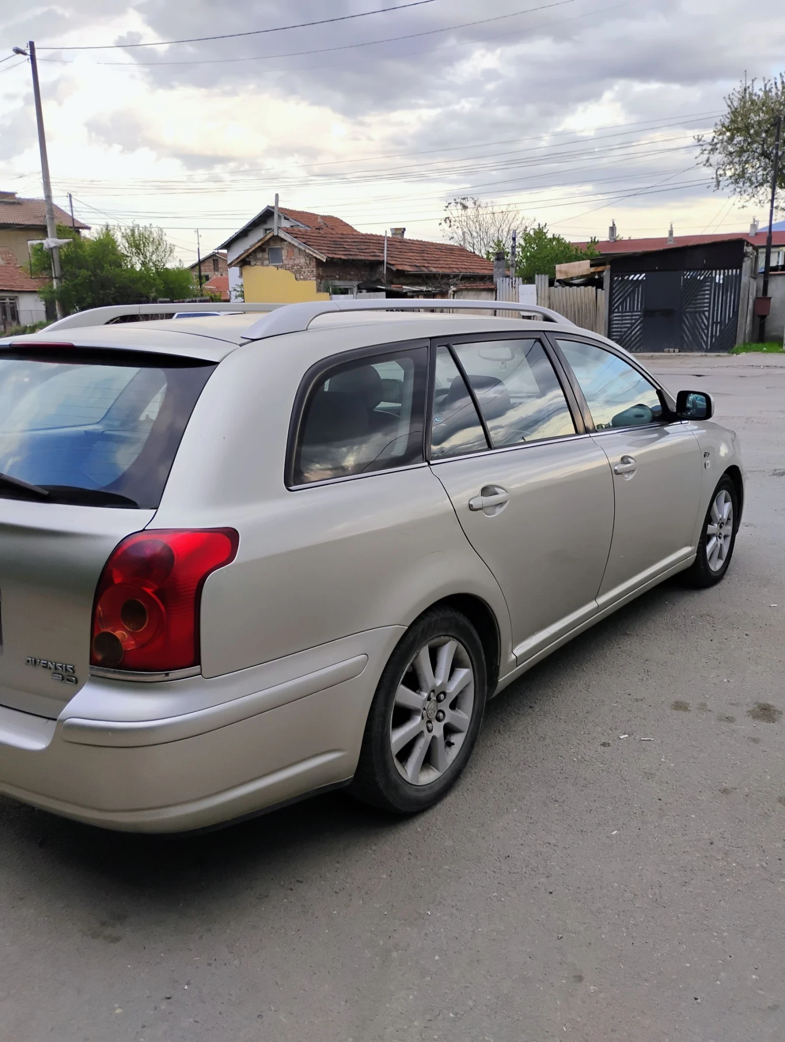 Toyota Avensis 20 - изображение 7