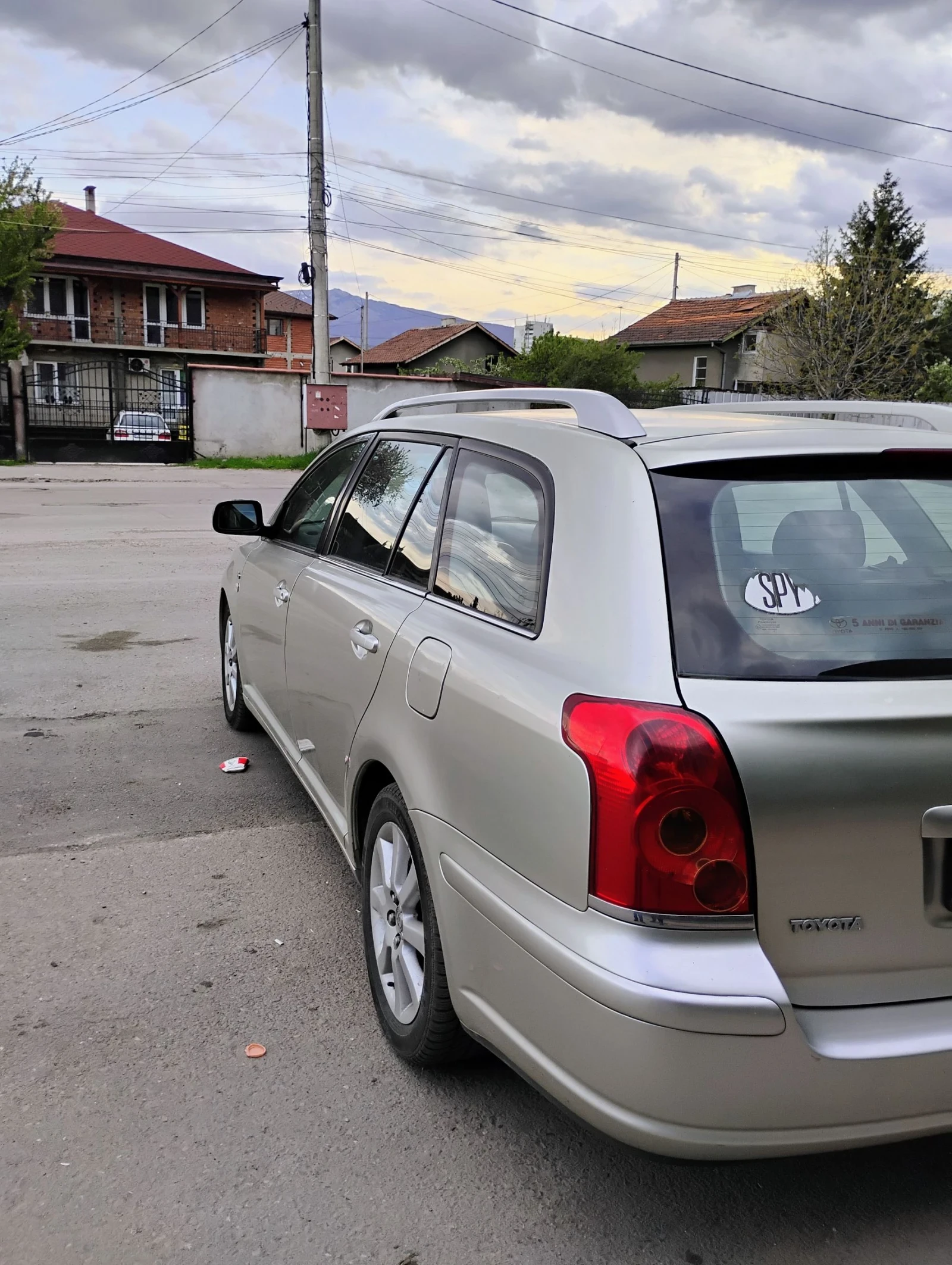 Toyota Avensis 20 - изображение 9
