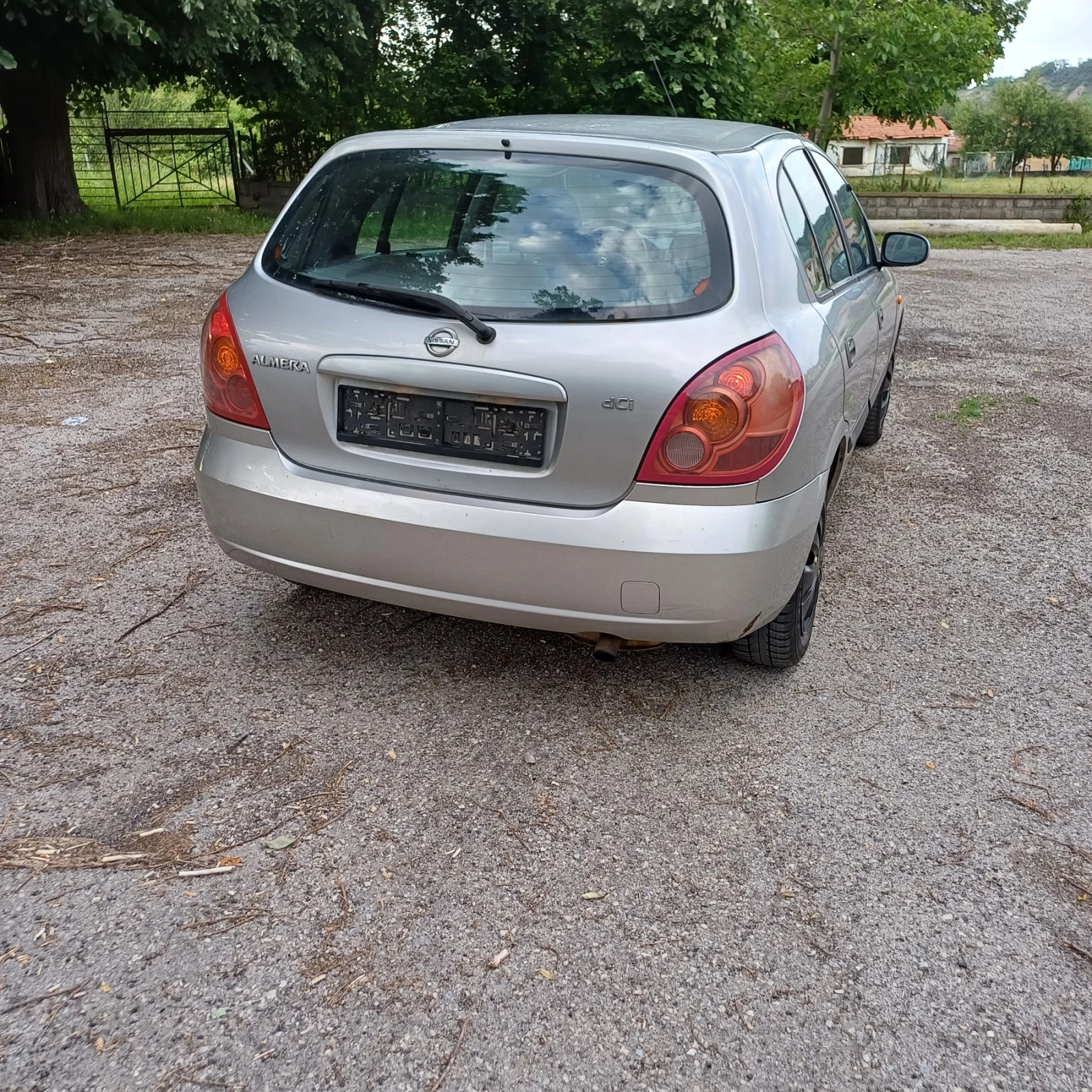 Nissan Almera 1.5 DCI - изображение 3