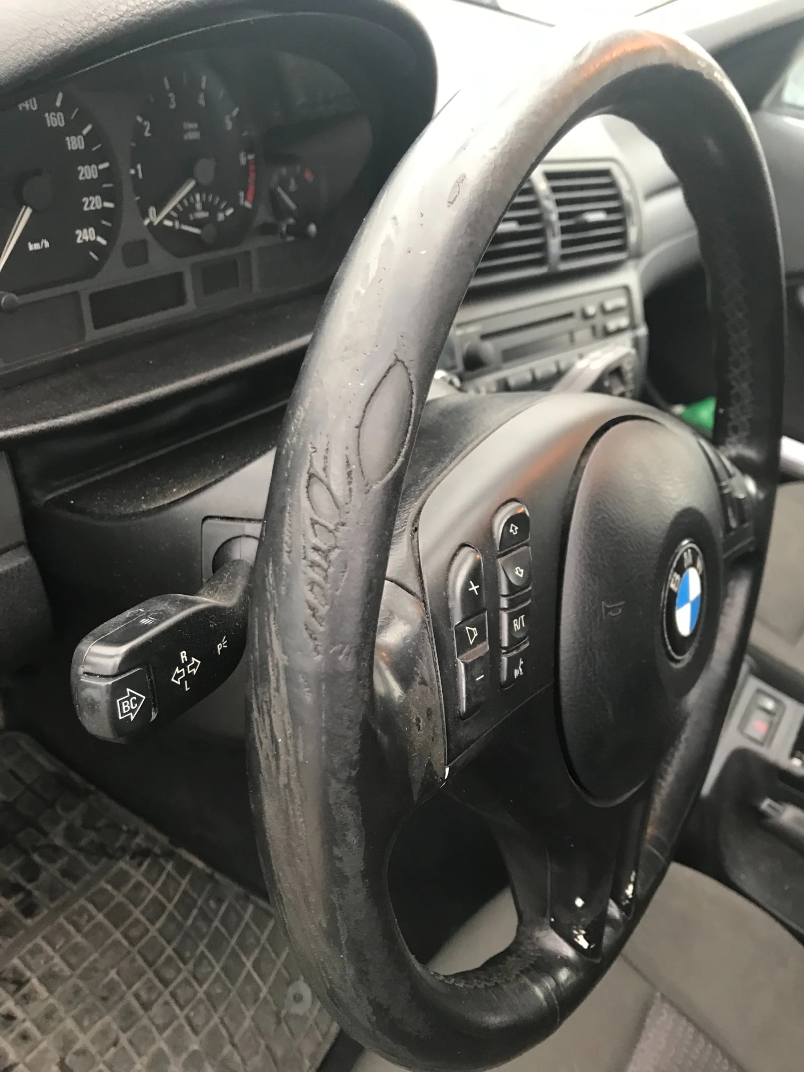 BMW 325 XI - изображение 9