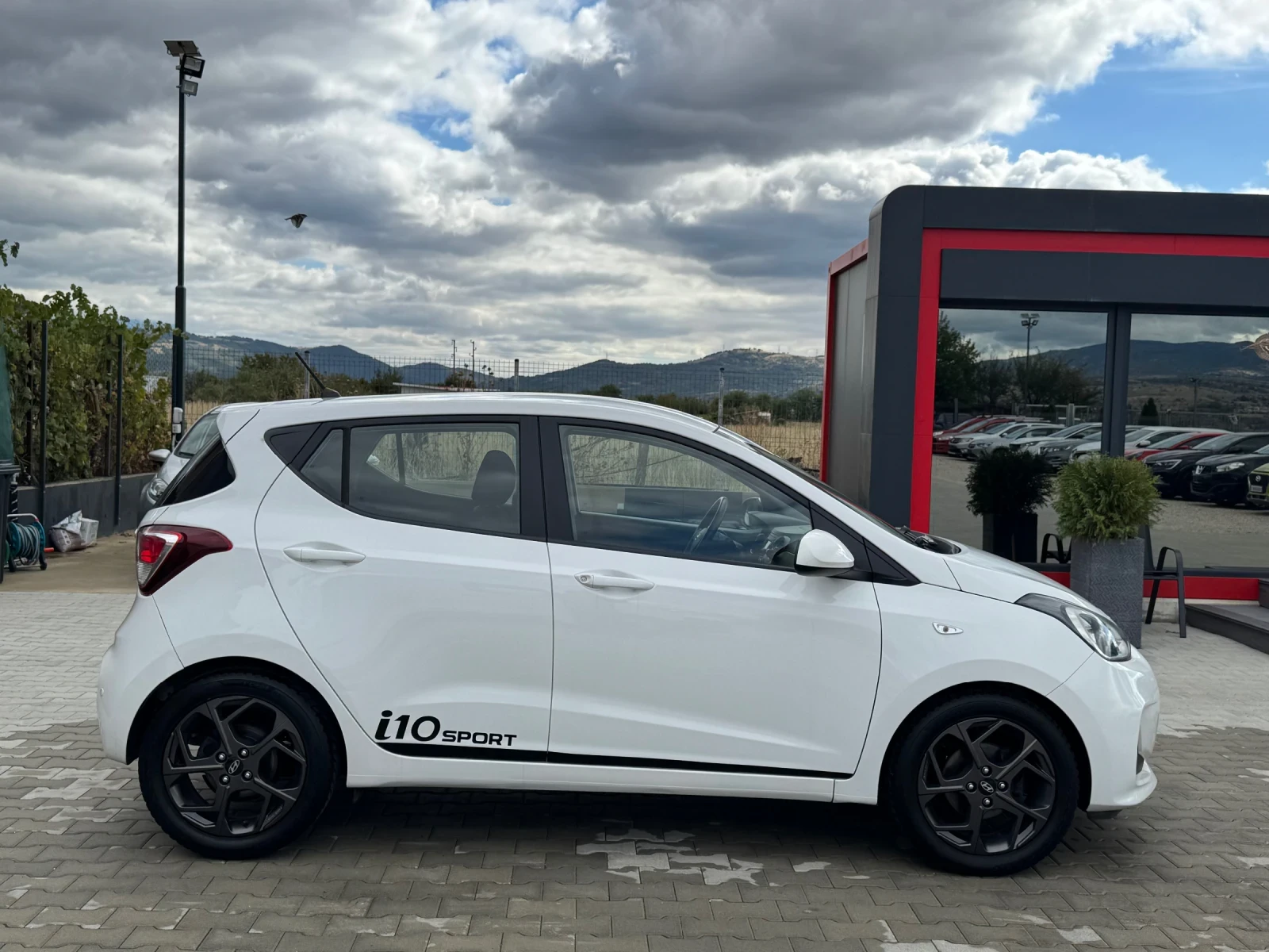 Hyundai I10 1.0i 2019 - изображение 6