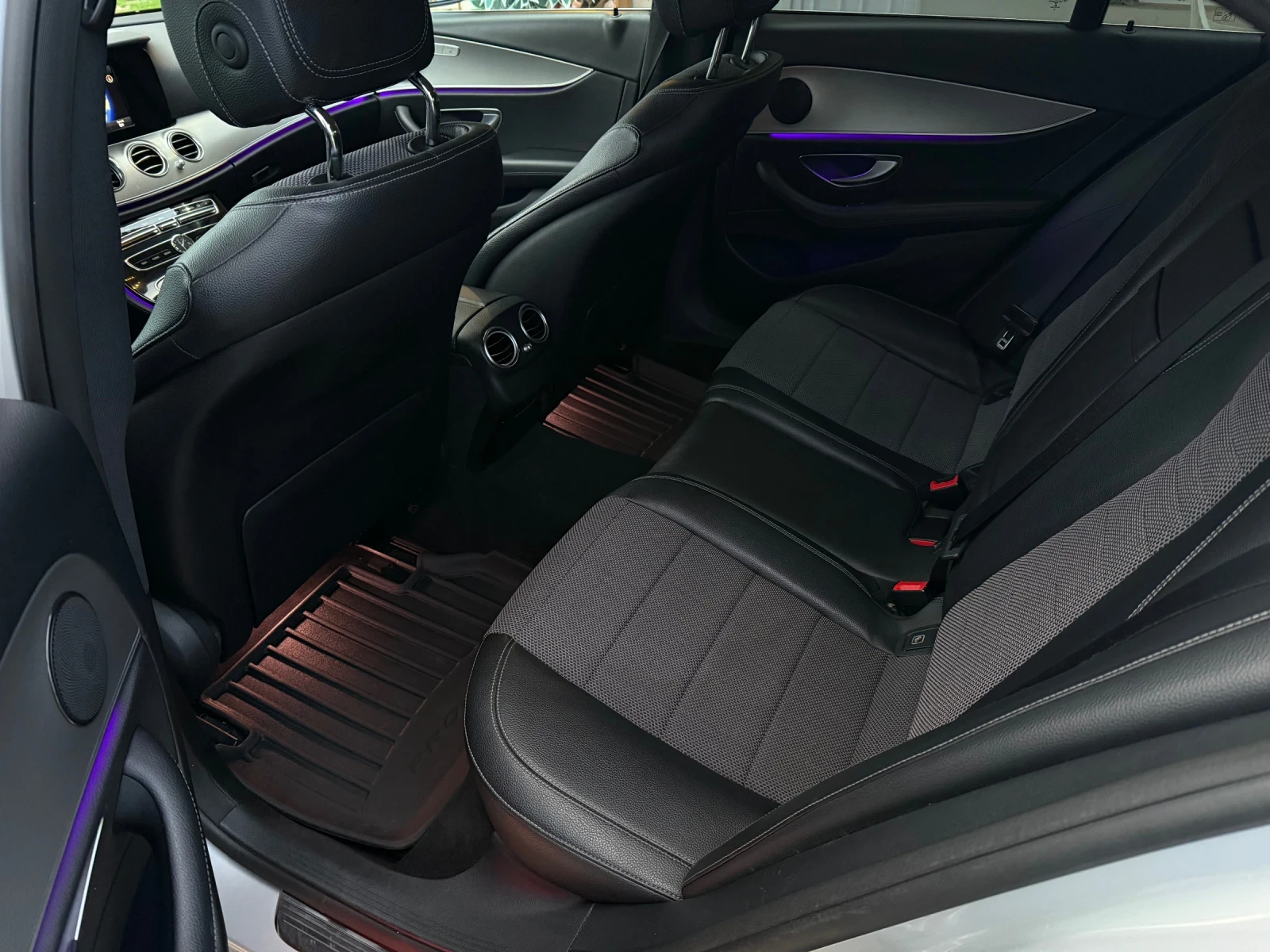 Mercedes-Benz E 220 Multibeam/Ambiente | Mobile.bg — изображение 16