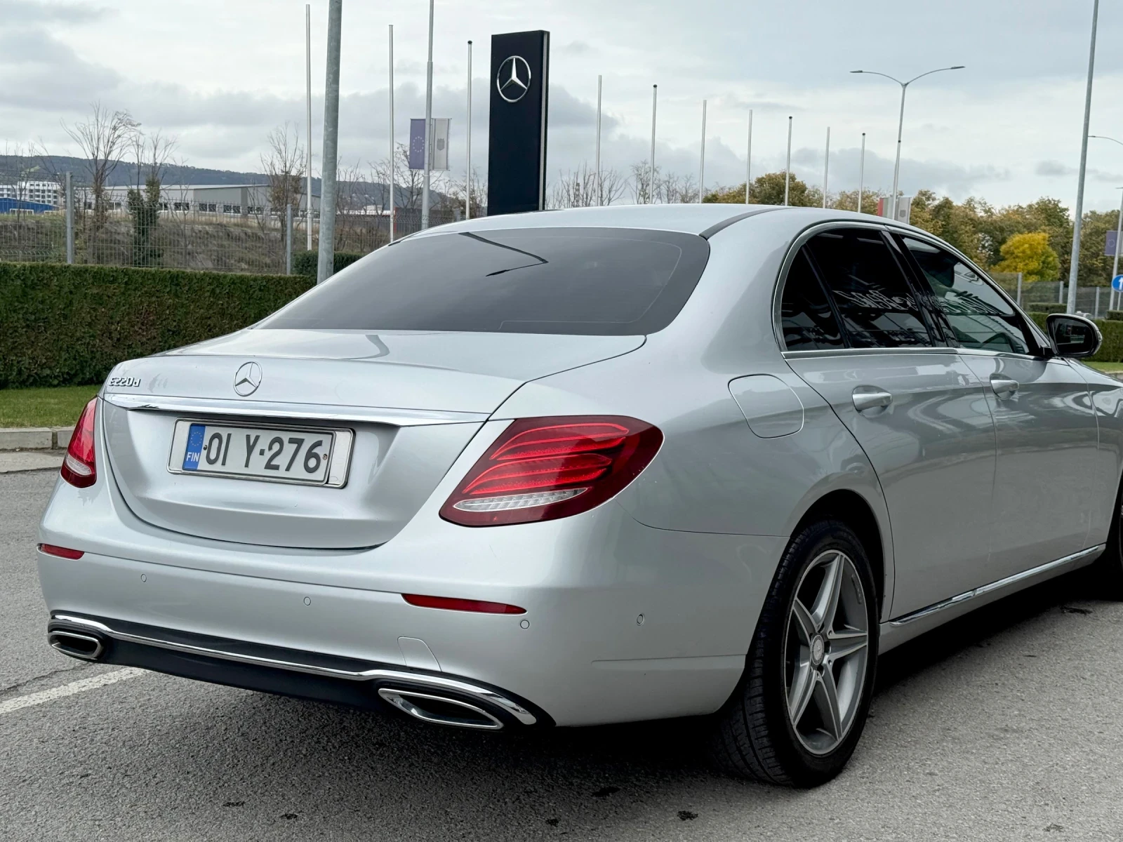 Mercedes-Benz E 220 Multibeam/Ambiente - изображение 4