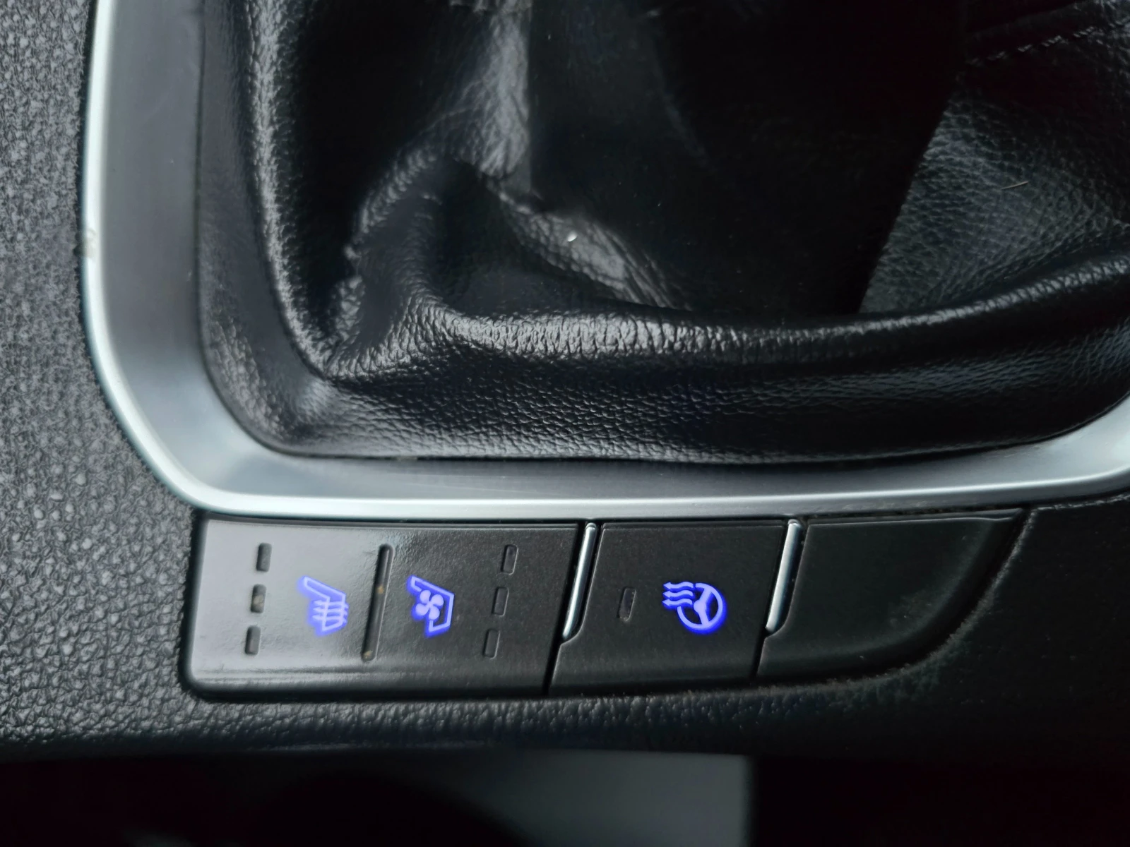 Hyundai I30 1.6 CRDi Premium-PANORAMA-NAVI | Mobile.bg � ����������� 16