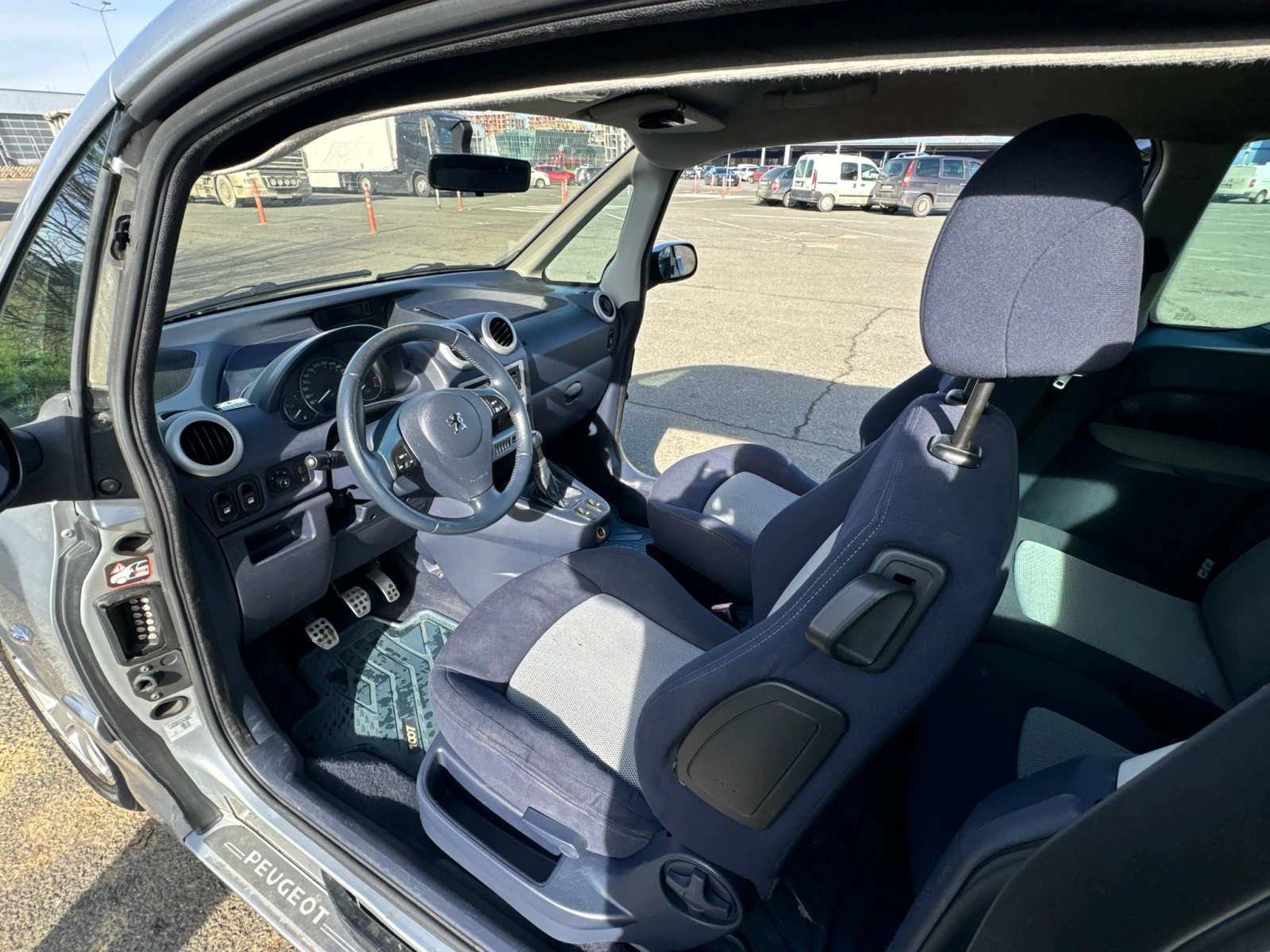 Peugeot 1007  - изображение 9