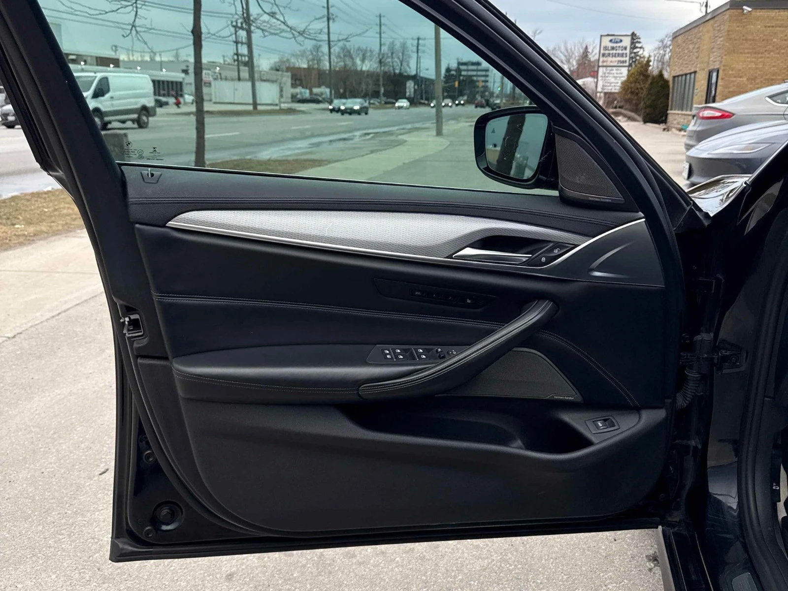 BMW 530 xDrive � ����������� & ���� ������ | Mobile.bg � ����������� 11